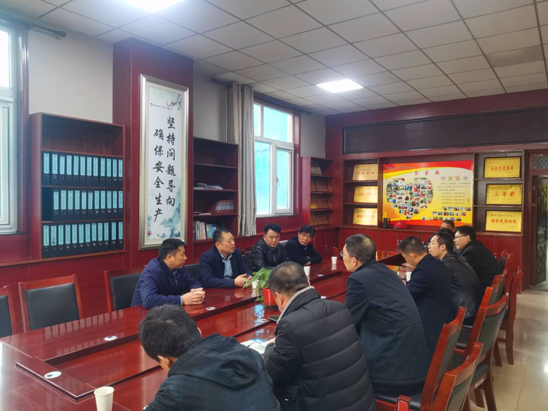 李團結到選煤廠-配圖3.png