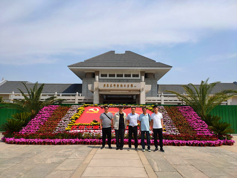 天津公司參觀周鄧紀念館，緬懷革命先烈