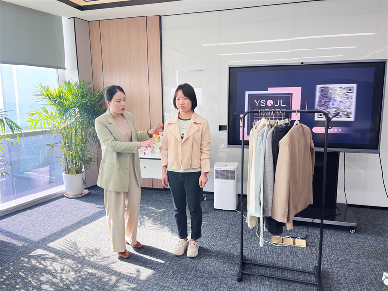北京公司開展“芳華溢彩、魅力巾幗”婦女節(jié)活動2.png