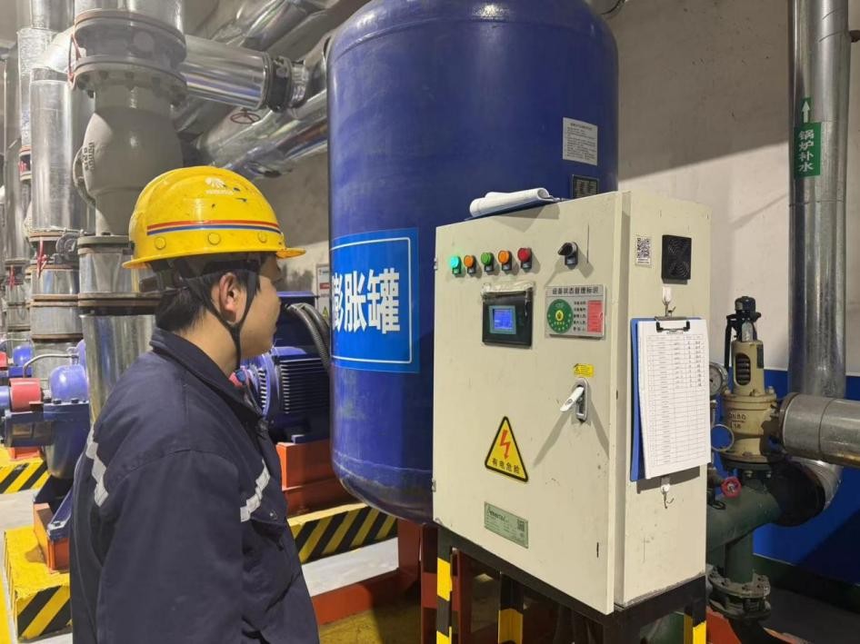 新型能源神木分公司：來看巡檢一線的花樣“風采錄”1.jpg